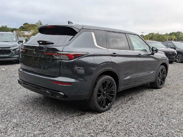 2026 Mitsubishi Outlander LE