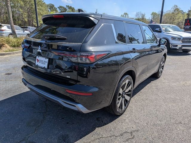 2026 Mitsubishi Outlander SE
