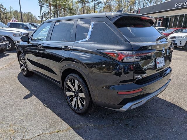 2026 Mitsubishi Outlander SE