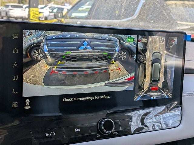 2026 Mitsubishi Outlander Base