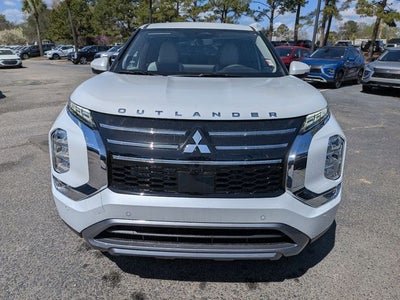 2026 Mitsubishi Outlander Base