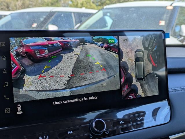 2026 Mitsubishi Outlander Base