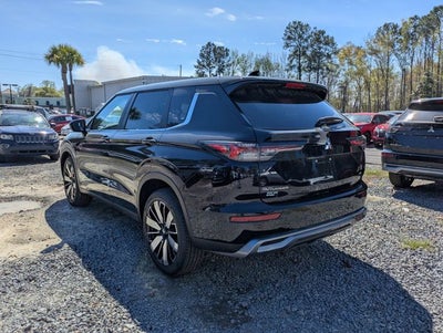 2026 Mitsubishi Outlander Base