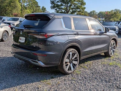 2026 Mitsubishi Outlander SE
