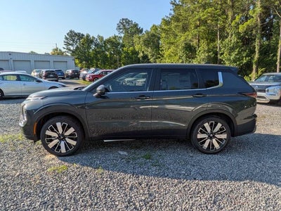 2026 Mitsubishi Outlander SE
