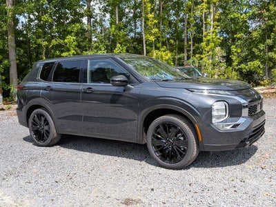 2026 Mitsubishi Outlander Base