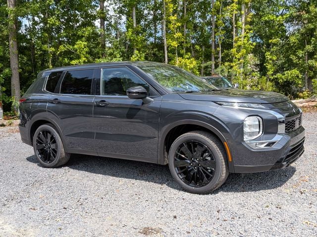 2026 Mitsubishi Outlander Base