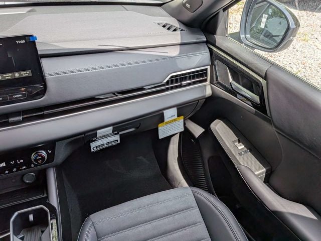 2026 Mitsubishi Outlander Base