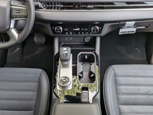 2026 Mitsubishi Outlander Base