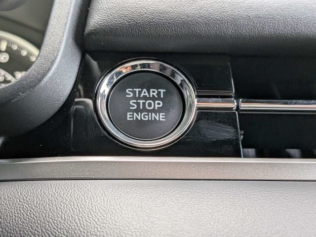 2026 Mitsubishi Outlander Base