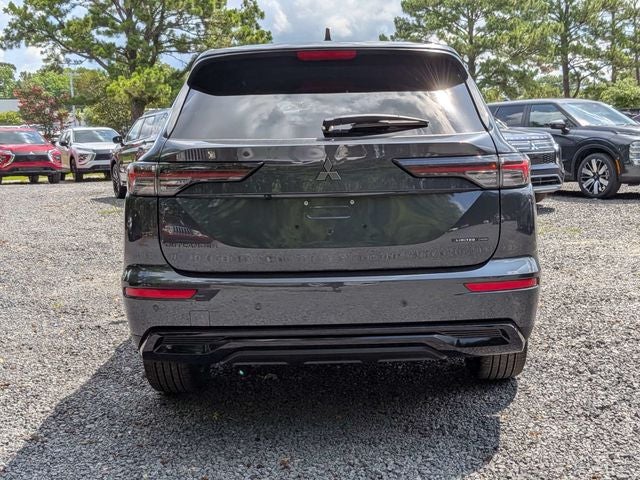 2026 Mitsubishi Outlander Base