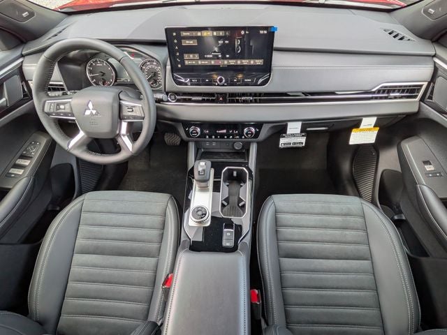 2026 Mitsubishi Outlander Base