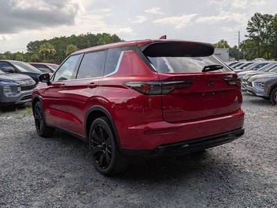 2026 Mitsubishi Outlander Base