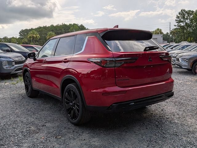 2026 Mitsubishi Outlander Base