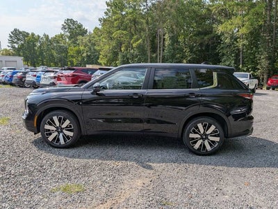 2026 Mitsubishi Outlander SE