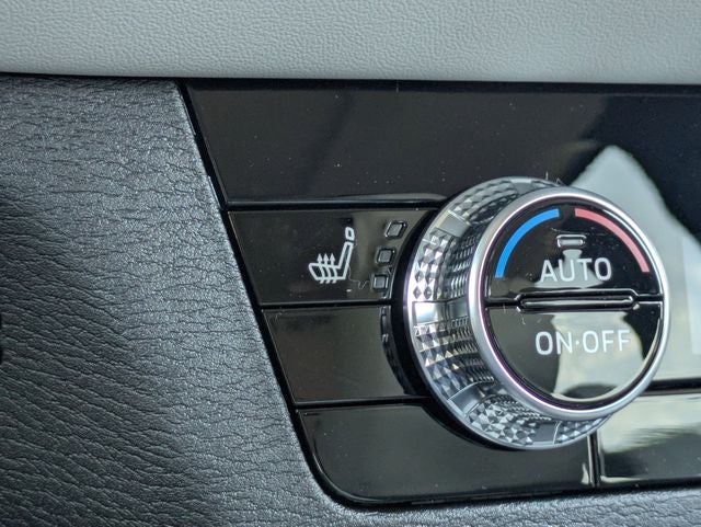 2026 Mitsubishi Outlander Base