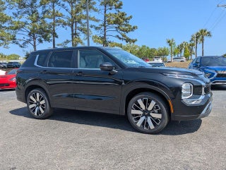 2026 Mitsubishi Outlander Base