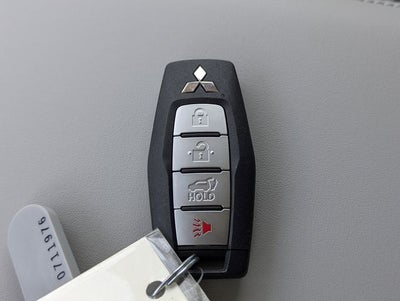 2026 Mitsubishi Outlander Base