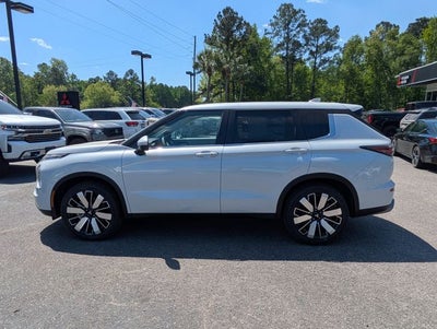 2026 Mitsubishi Outlander Base