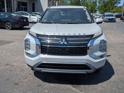 2026 Mitsubishi Outlander Base