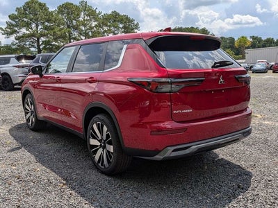 2026 Mitsubishi Outlander SE
