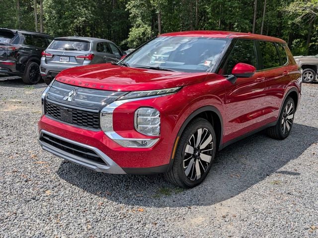2026 Mitsubishi Outlander SE