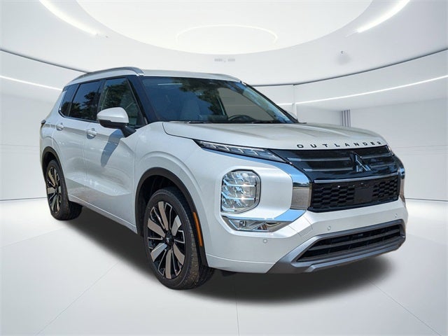 2025 Mitsubishi Outlander SEL