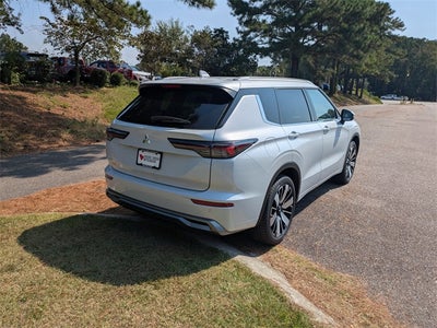 2025 Mitsubishi Outlander SEL