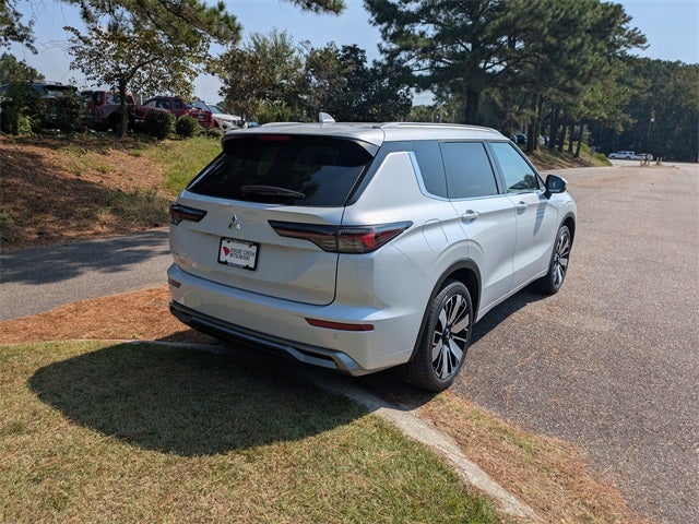 2025 Mitsubishi Outlander SEL