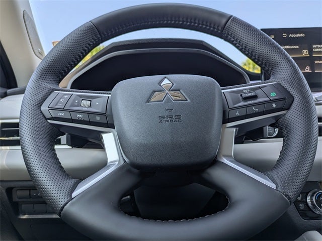 2025 Mitsubishi Outlander SEL