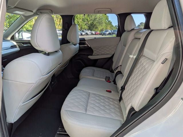 2024 Mitsubishi Outlander SEL