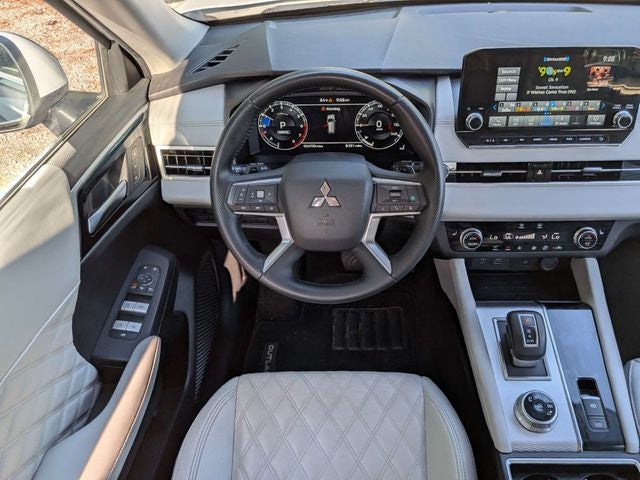 2024 Mitsubishi Outlander SEL