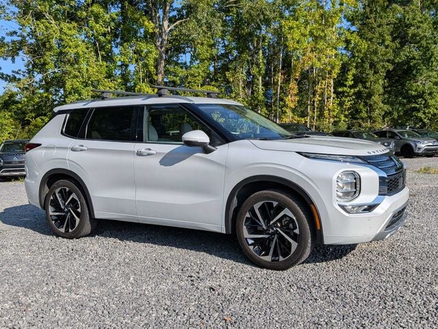 2024 Mitsubishi Outlander SEL