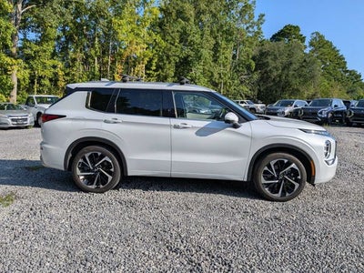 2024 Mitsubishi Outlander SEL