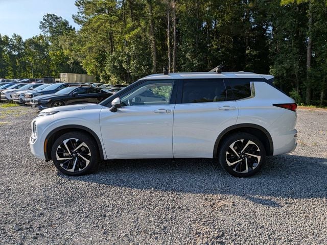 2024 Mitsubishi Outlander SEL