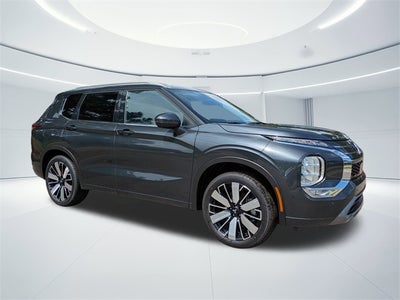 2025 Mitsubishi Outlander SEL