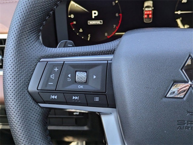 2025 Mitsubishi Outlander SEL