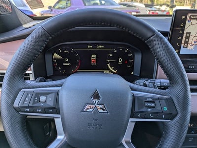 2025 Mitsubishi Outlander SEL