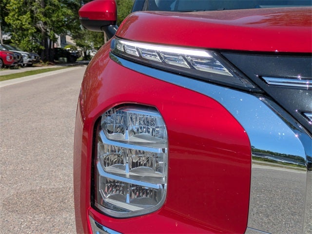 2025 Mitsubishi Outlander SEL