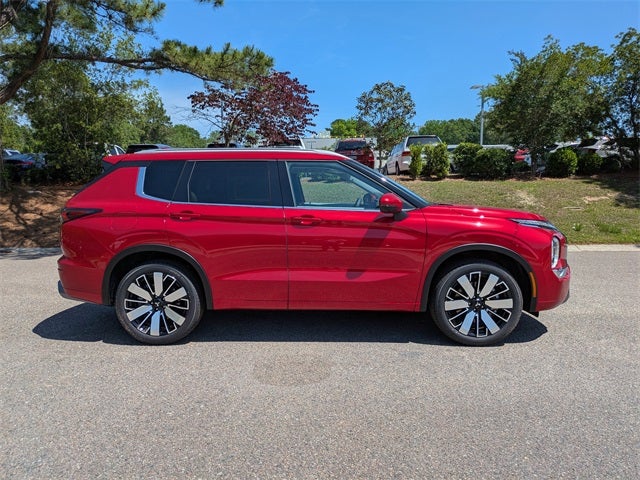 2025 Mitsubishi Outlander SEL
