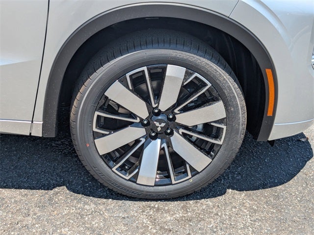 2025 Mitsubishi Outlander SEL