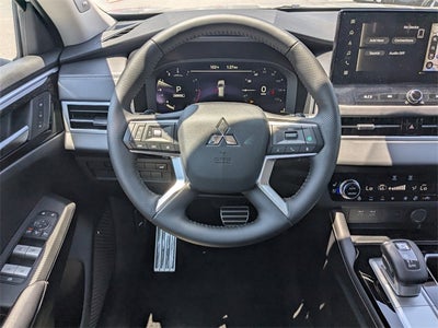 2025 Mitsubishi Outlander SEL