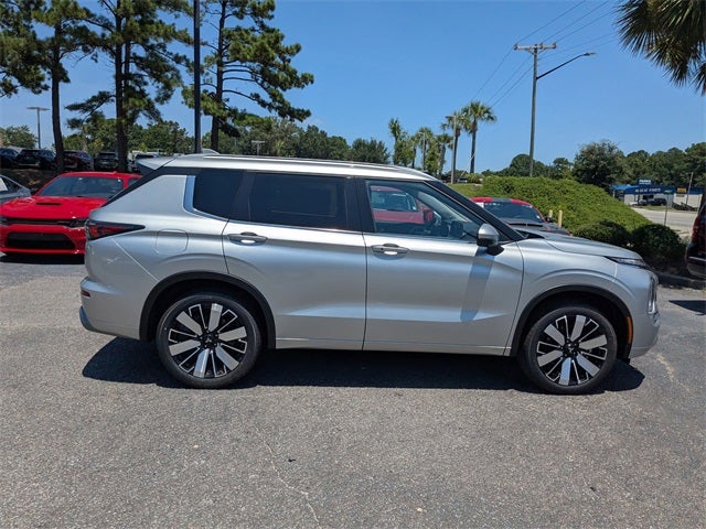 2025 Mitsubishi Outlander SEL