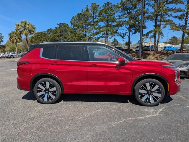 2025 Mitsubishi Outlander SEL