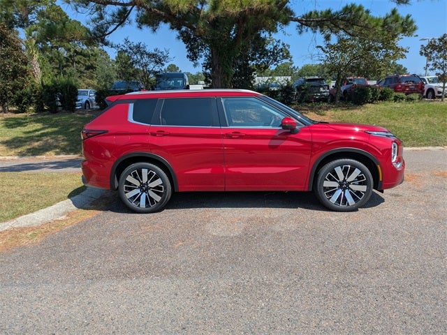 2025 Mitsubishi Outlander SEL