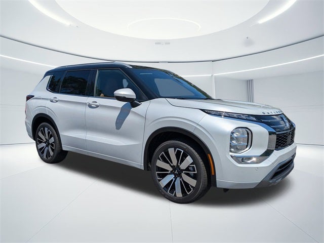 2025 Mitsubishi Outlander SEL