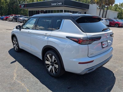 2025 Mitsubishi Outlander SEL