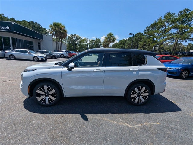 2025 Mitsubishi Outlander SEL