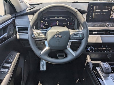 2025 Mitsubishi Outlander SEL