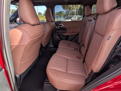 2025 Mitsubishi Outlander SEL